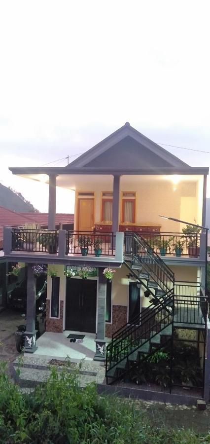 Homestay Anggun Bromo Kültér fotó